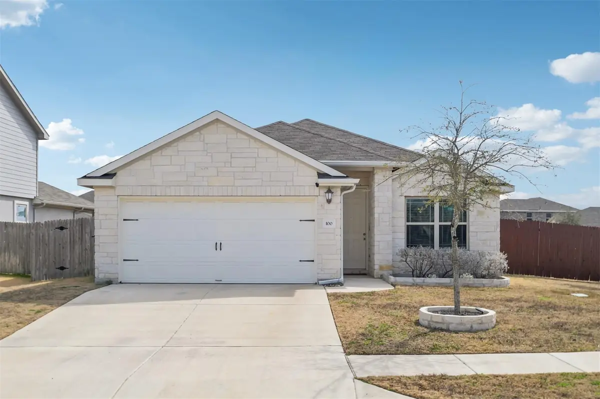 100 Vickers St, Georgetown, TX 78628 - #1