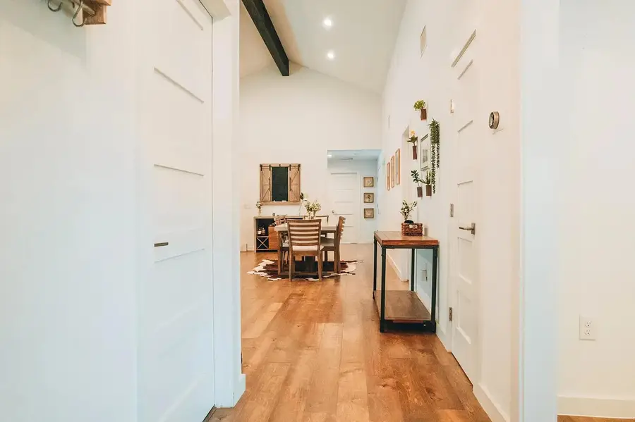 1008 Walter St, Austin, TX 78702 - #3