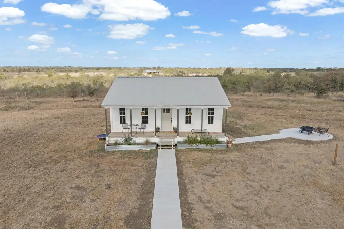 5287 Pettytown Rd, Red Rock, TX 78662 - Image #1