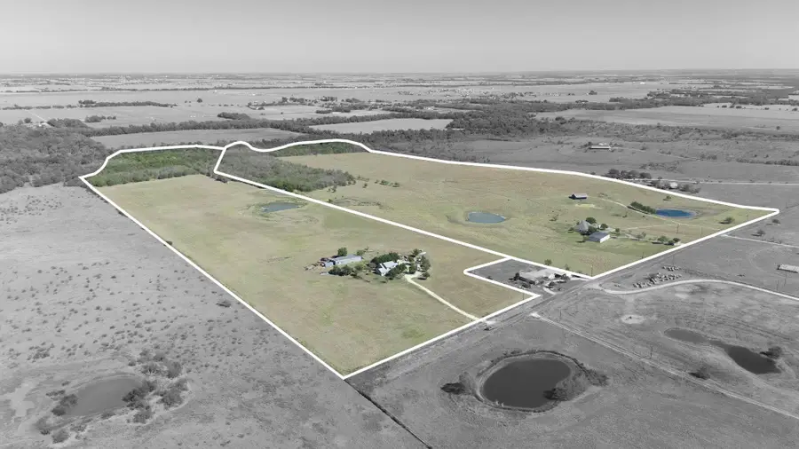 20181 Janak Rd, Coupland, TX 78615 - Image #2