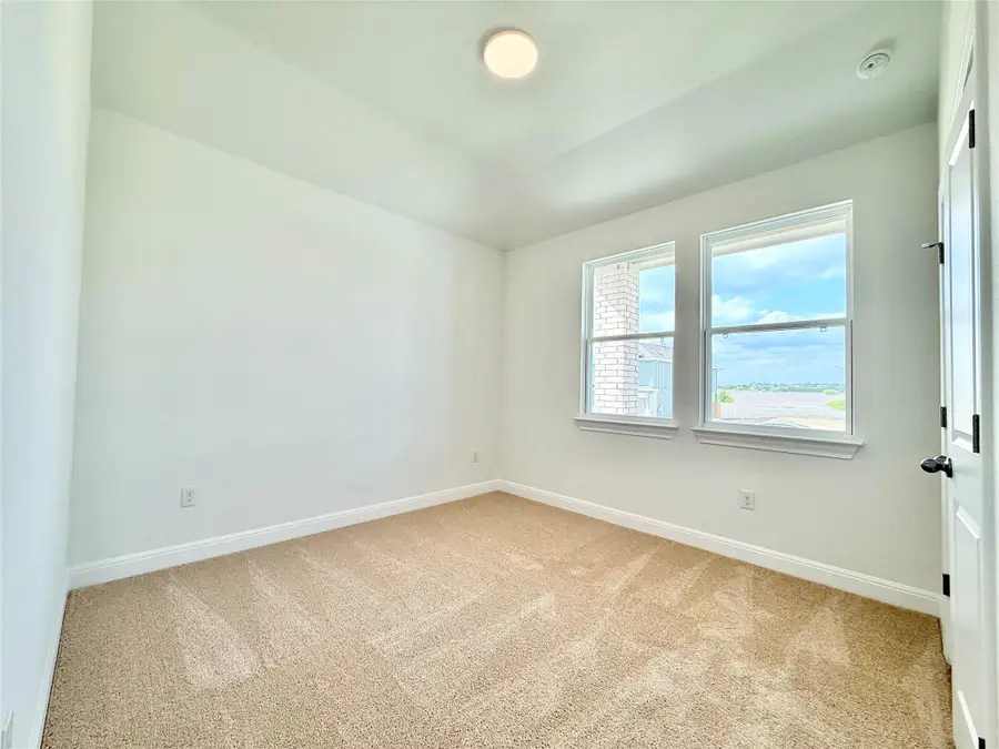 5841 Marsh Ln, Buda, TX 78610 - #3