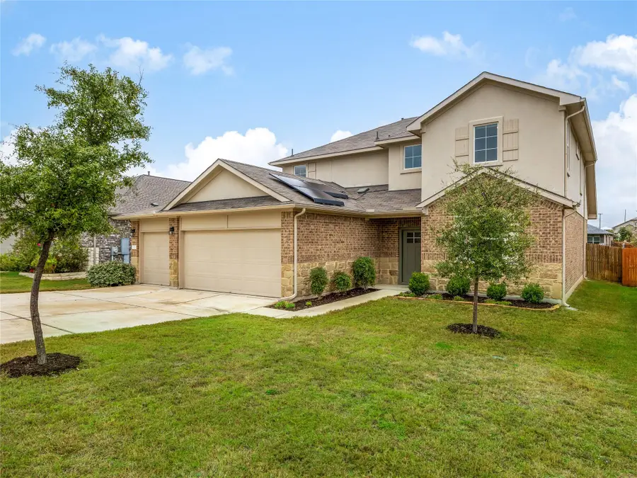 121 Struss Dr, Georgetown, TX 78626 - Image #2
