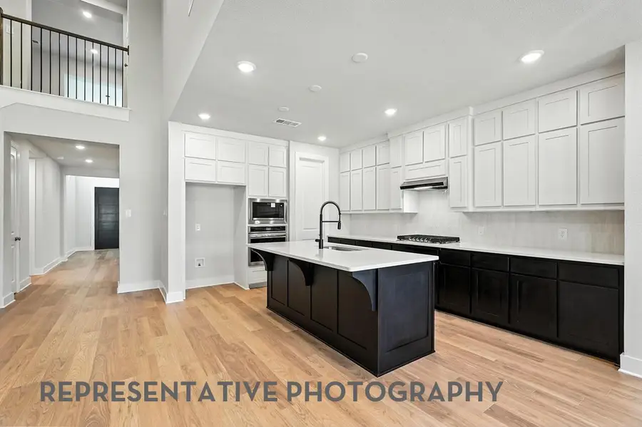 8916 Golden Lion Dr, Austin, TX 78744 - #2