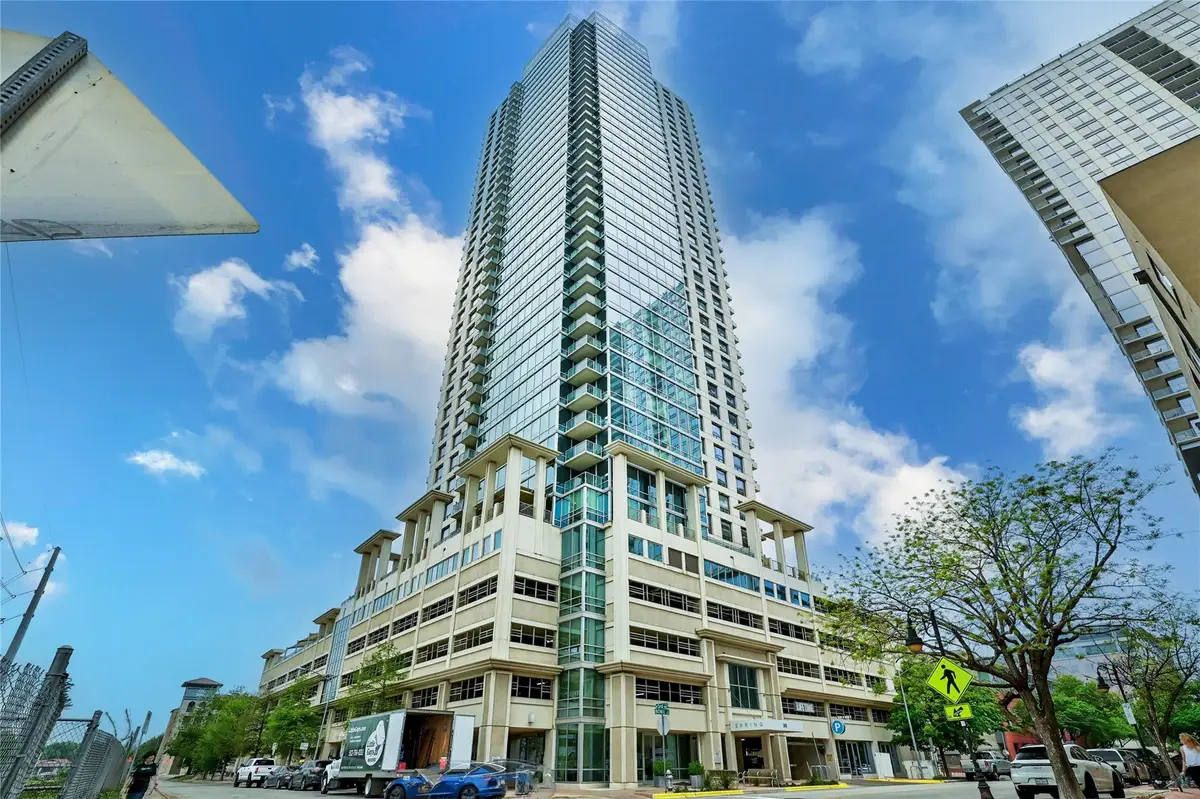 300 Bowie St #902, Austin, TX 78703 - #1