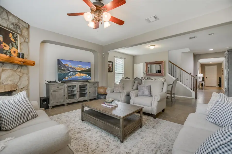 112 Pauline Cv, Kyle, TX 78640 - #3