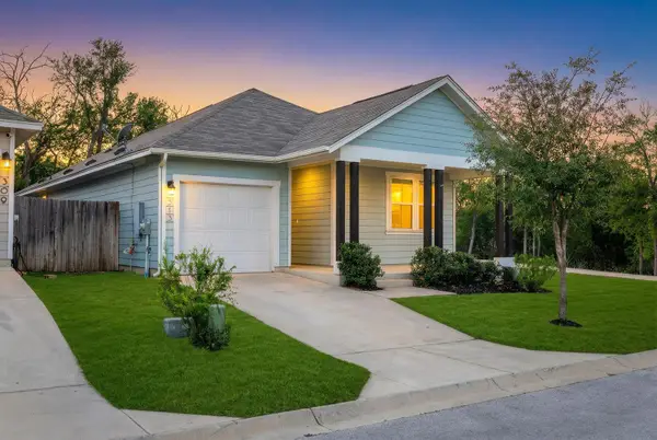 313 Michaelis Dr, Leander, TX 78641