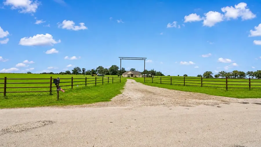 1606 County Road 216, Giddings, TX 78942 - #3
