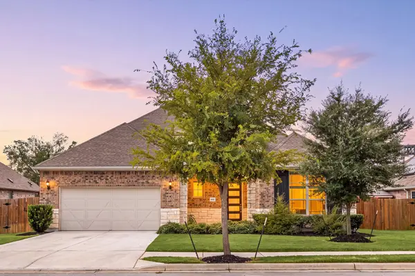 602 Pulitzer Dr, Hutto, TX 78634