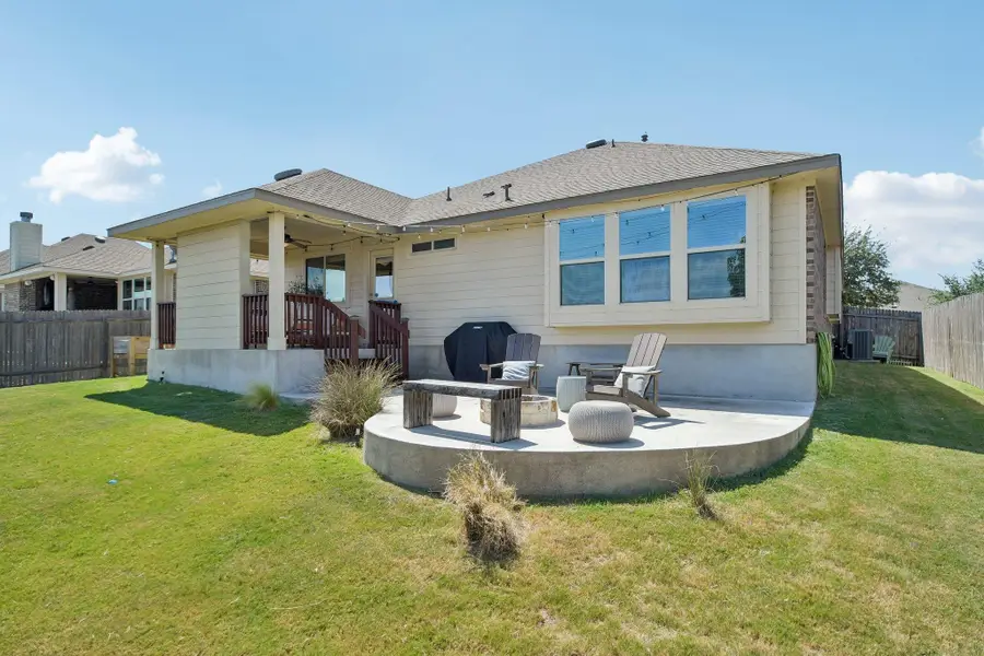 417 Kirkhill St, Hutto, TX 78634 - #3