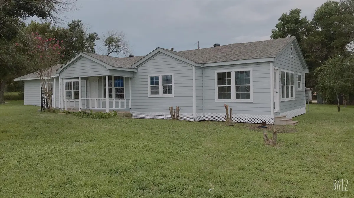 112 Eloise St, Caldwell, TX 77836 - #1