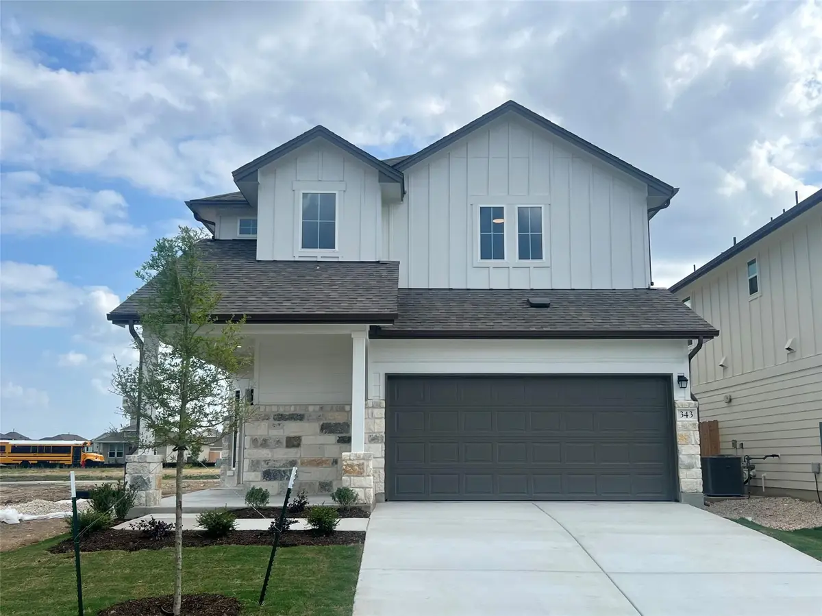 343 Young St, Buda, TX 78610 - #1