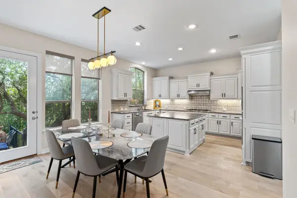 10700 Spiderling Ct, Austin, TX 78733