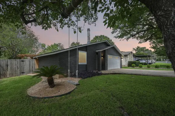 3216 Plantation Rd, Austin, TX 78745