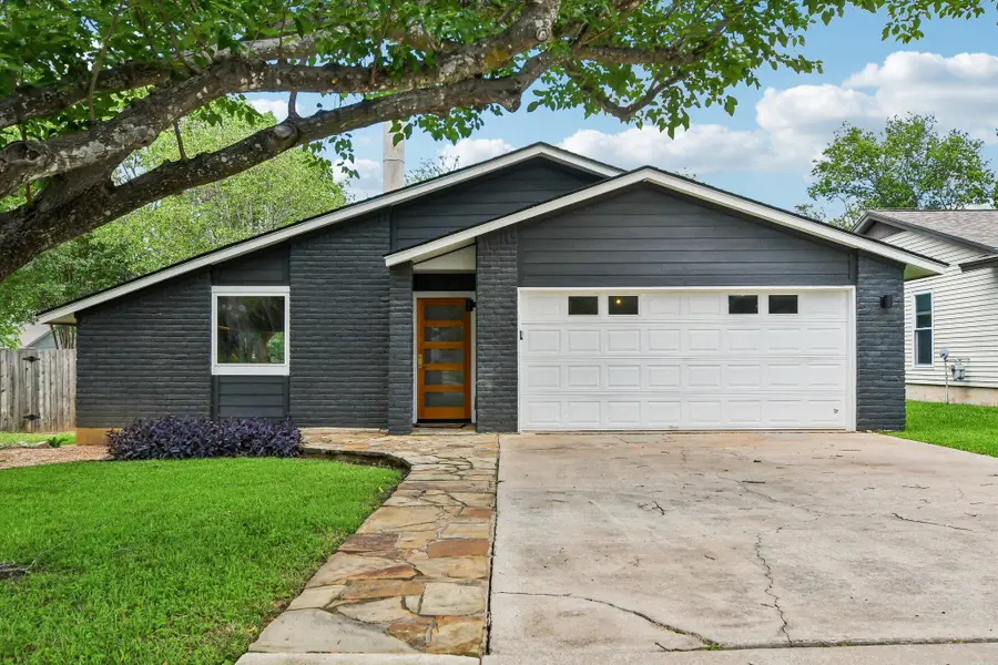 3216 Plantation Rd, Austin, TX 78745 - #2