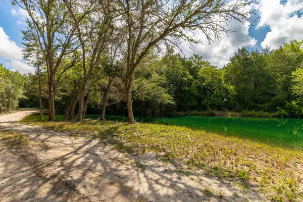2088 (Tract #3) Baca Loop, Flatonia, TX 78941
