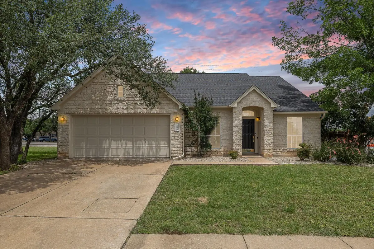 1000 Woodview Dr, Georgetown, TX 78628 - #1