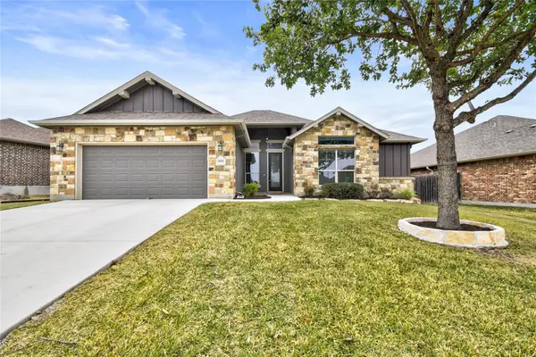 2281 Sungate Dr, New Braunfels, TX 78130