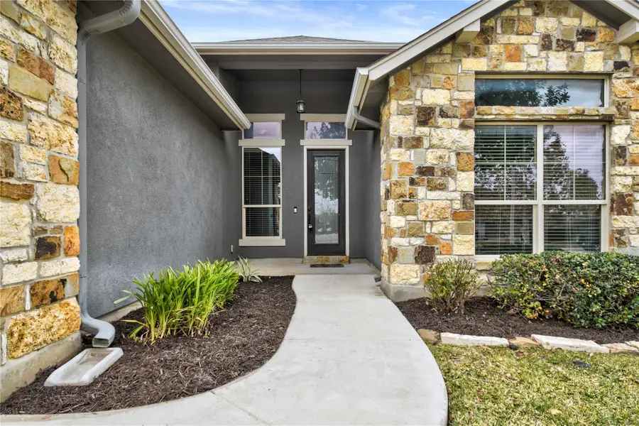 2281 Sungate Dr, New Braunfels, TX 78130 - Image #2