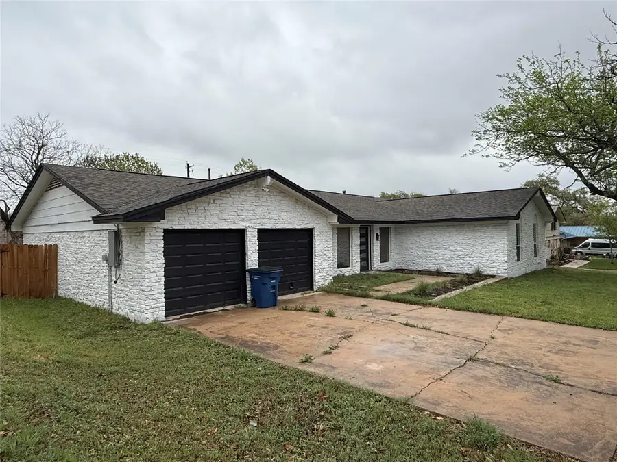 1402 Cardinal Hill Dr, Austin, TX 78758 - #3