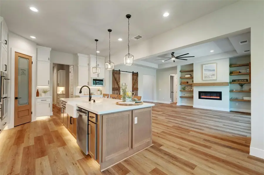 3500 Boone Dr, Lago Vista, TX 78645 - #3