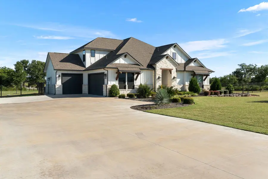 217 Northcrest Dr, Liberty Hill, TX 78642 - #2