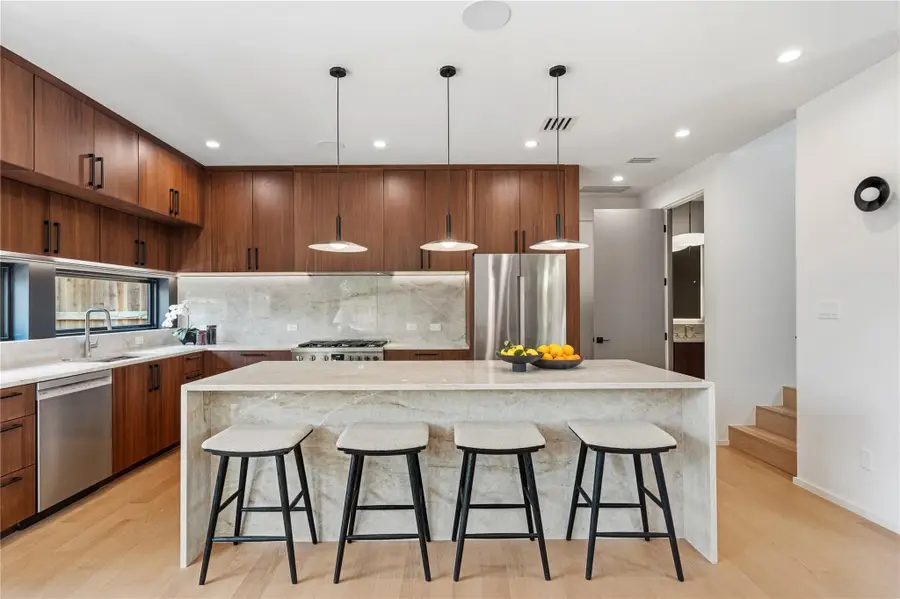 1912 S 3rd St, Austin, TX 78704 - #2