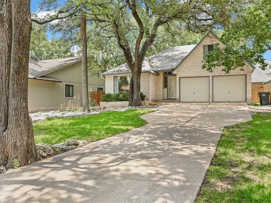 7423 Dallas Dr, Austin, TX 78729 - Image #3