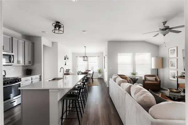 6511 Rounded Pebble Ln, Buda, TX 78610