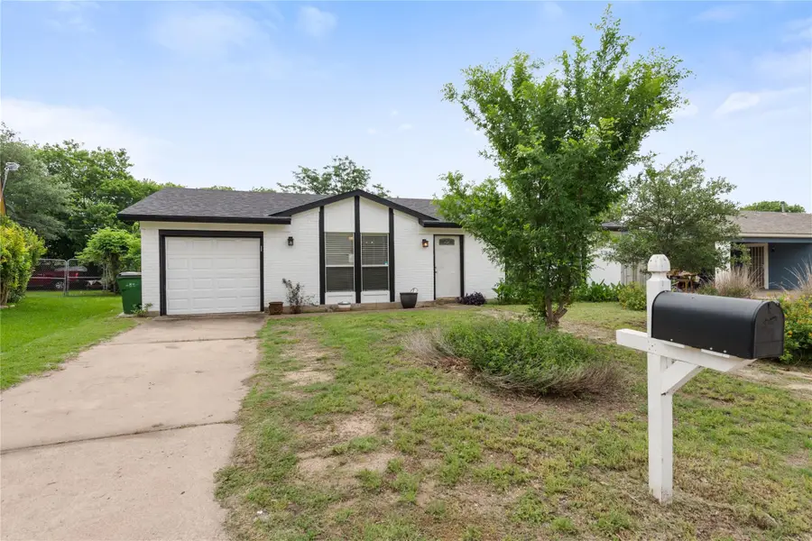 1904 Heathwood Cir, Round Rock, TX 78664 - #2