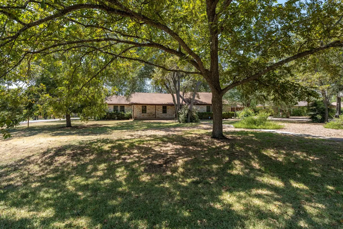 315 Caracara Dr, Buda, TX 78610 - #1