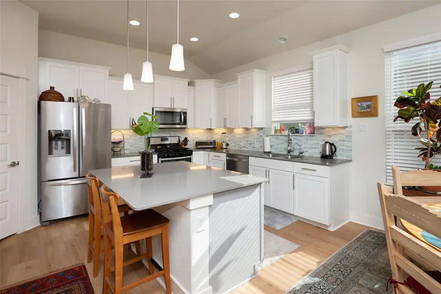 137 Big Leaf Dr, Buda, TX 78610 - #2