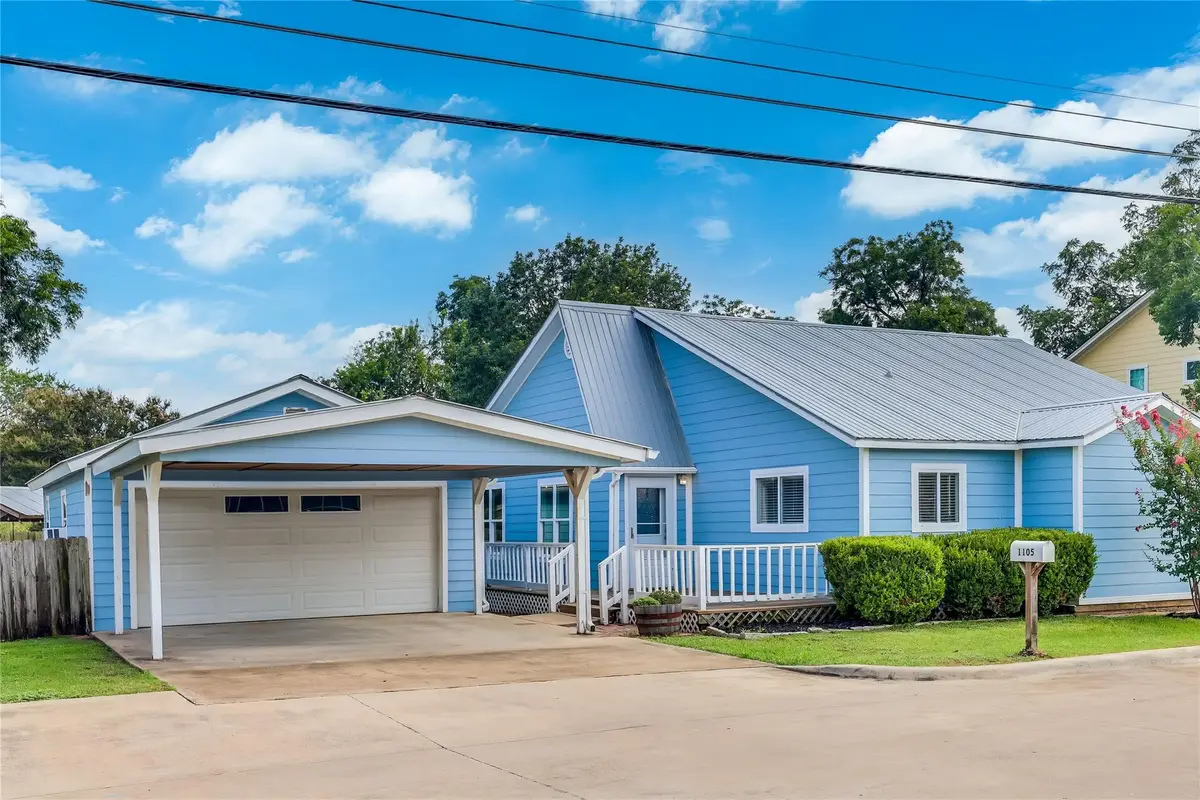 1105 Farm St, Bastrop, TX 78602 - #1