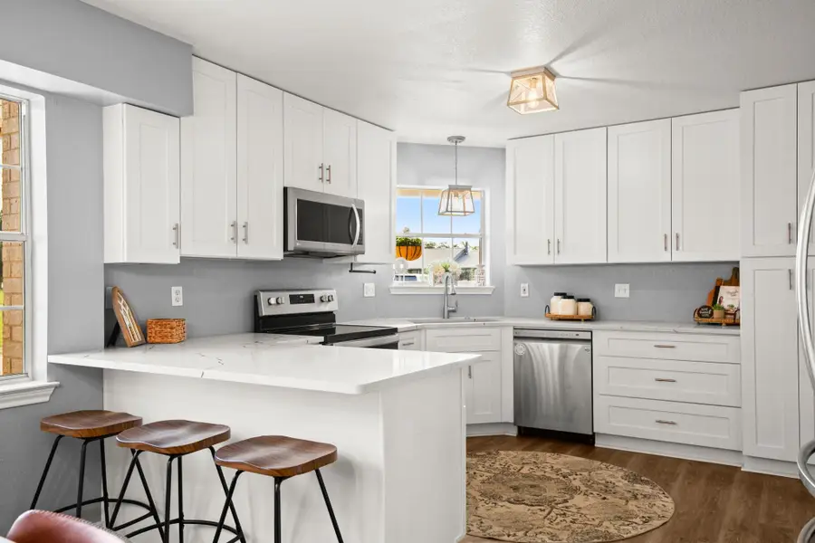 118 Deep Lake Dr, Liberty Hill, TX 78642 - #3