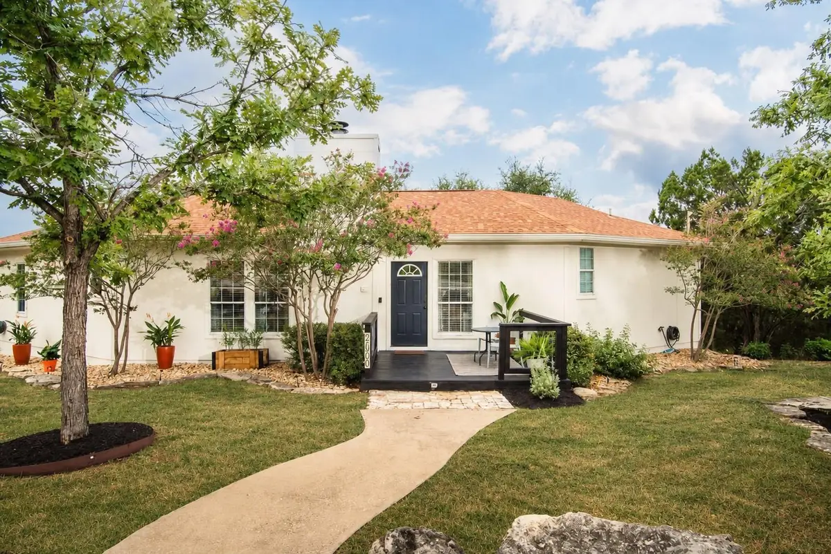 21900 Moulin Dr, Spicewood, TX 78669 - #1