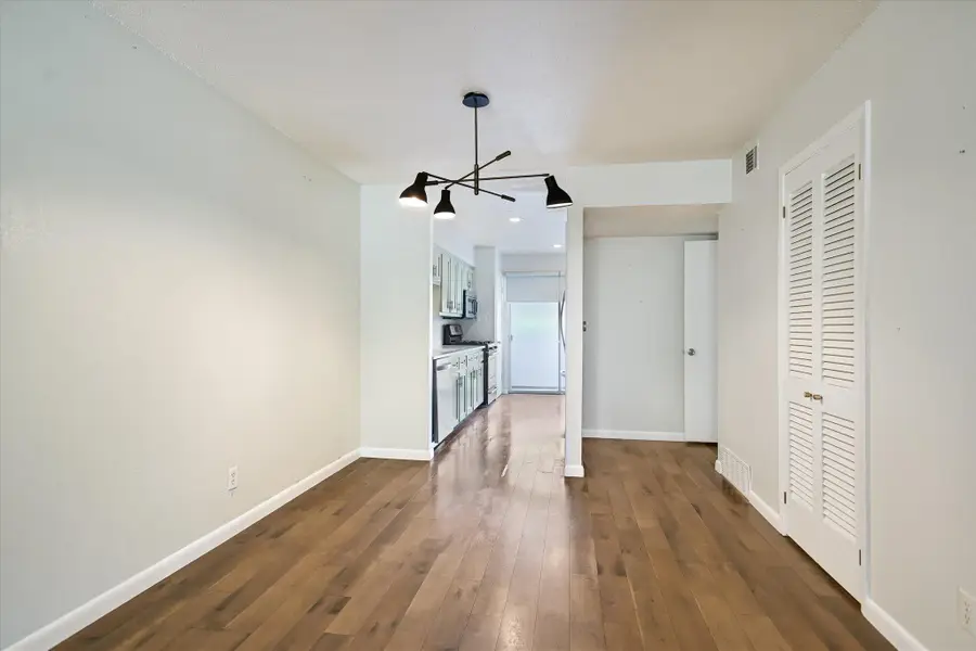 2425 Ashdale Dr #32, Austin, TX 78757 - #2