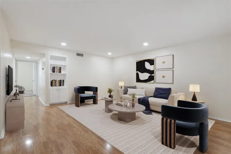 2401 Leon St #210, Austin, TX 78705 - #2