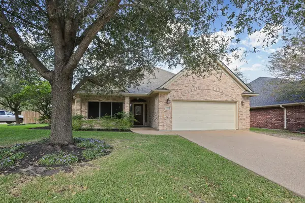101 Hartford Dr, College Station, TX 77845