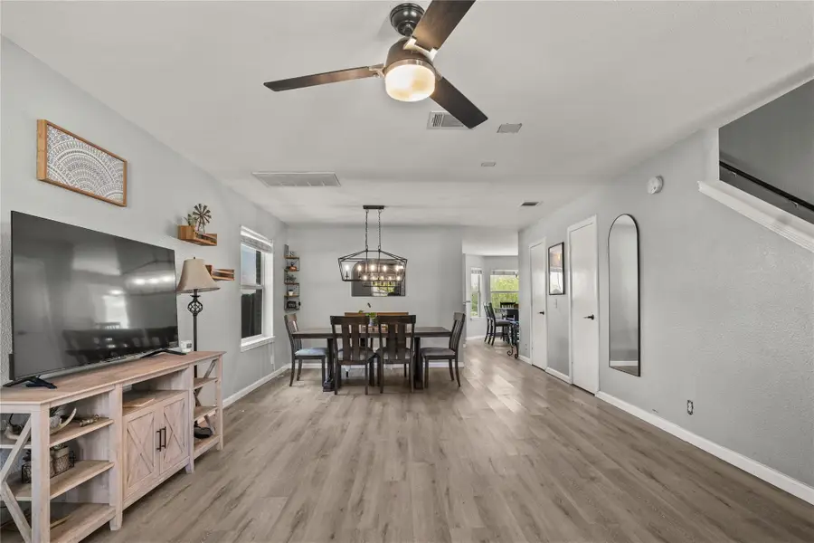 101 Toby Trl, Hutto, TX 78634 - #3