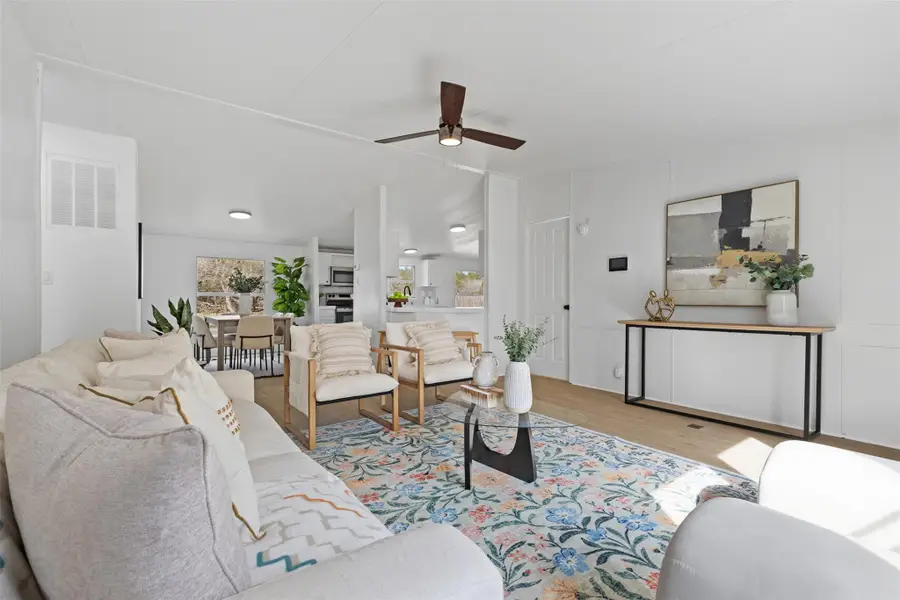 860 Morningwood Dr, San Marcos, TX 78666 - Image #2