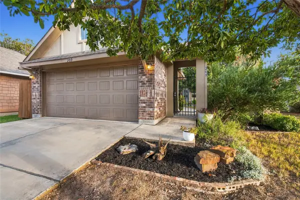 209 Rock Bluff Ln, San Marcos, TX 78666