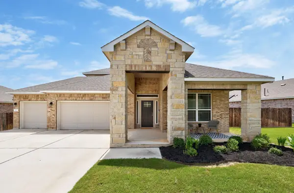 2413 Star Hill Ranch St, Georgetown, TX 78628