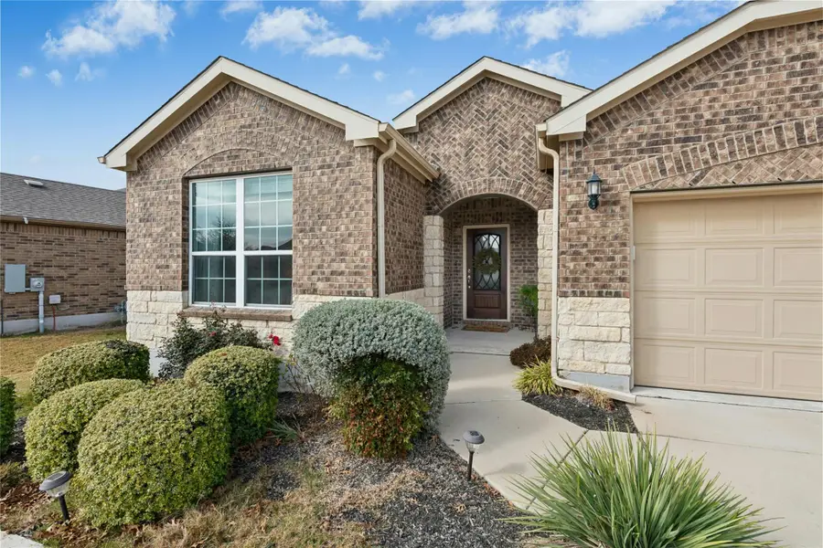 704 Archer Ln, Georgetown, TX 78633 - Image #2