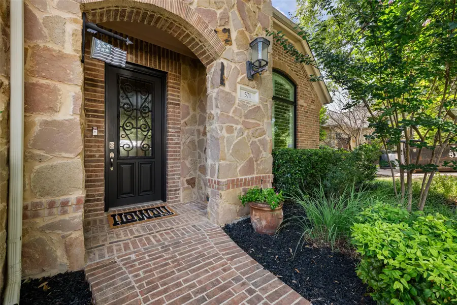 571 Aspen Dr, Austin, TX 78737 - #3