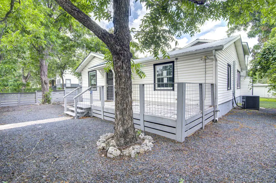 2200 E 14th St, Austin, TX 78702 - #3