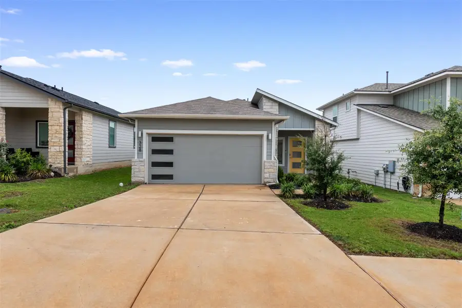 328 Fairfax Ave, San Marcos, TX 78666 - #2