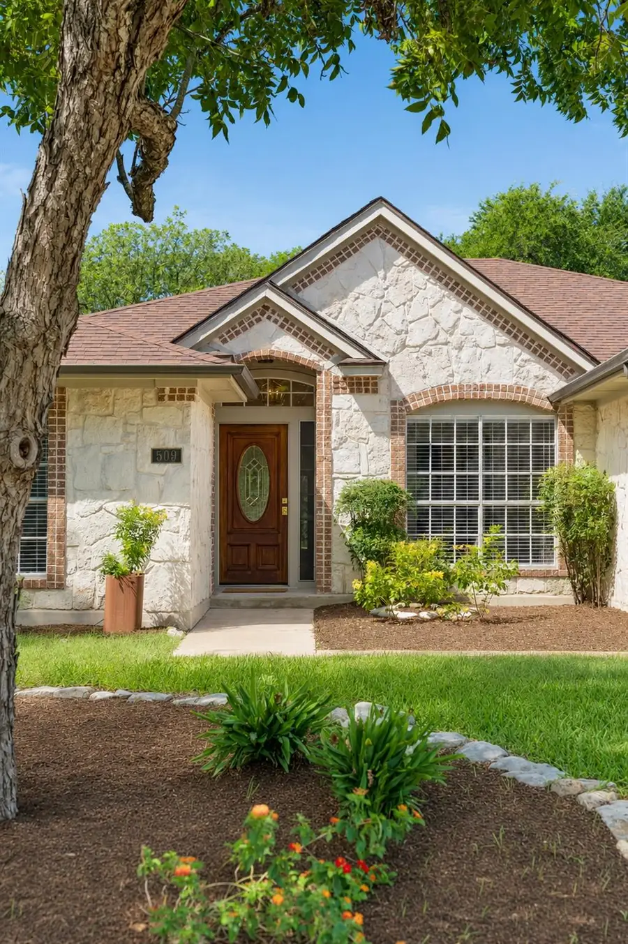 509 Kingfisher Creek Dr, Austin, TX 78748 - #2