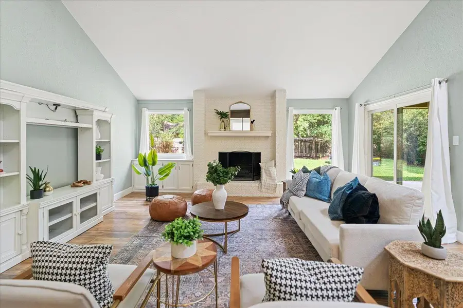 10408 Pinehurst Dr, Austin, TX 78747 - #2