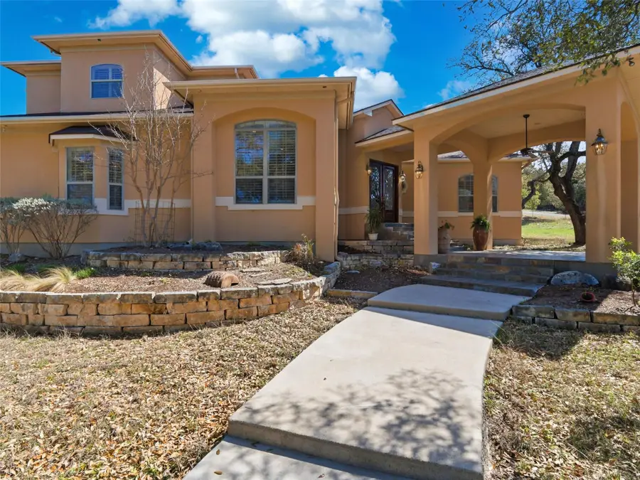 26240 Smithson Valley Rd, San Antonio, TX 78261 - #2