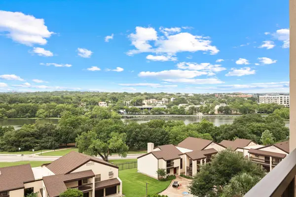 40 N Interstate 35 Highway #8C4, Austin, TX 78701