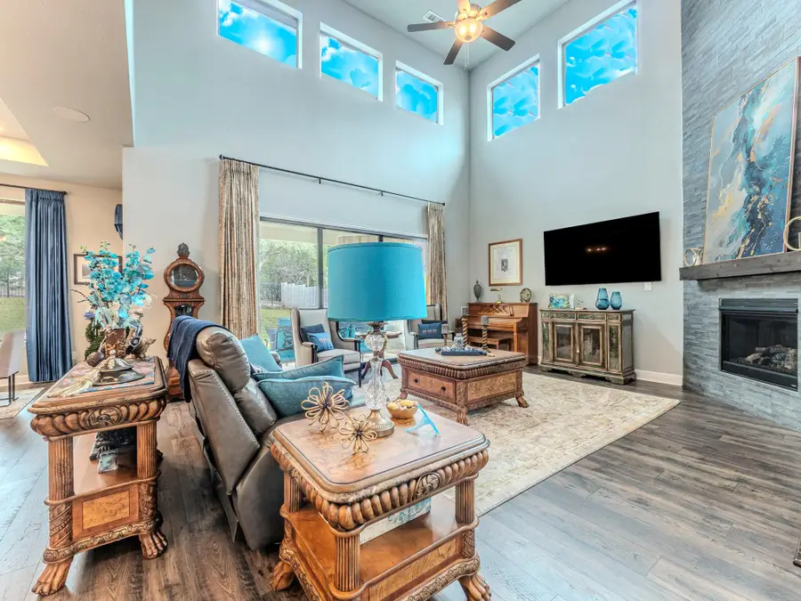 112 Hollytree Ct, Georgetown, TX 78628 - #2